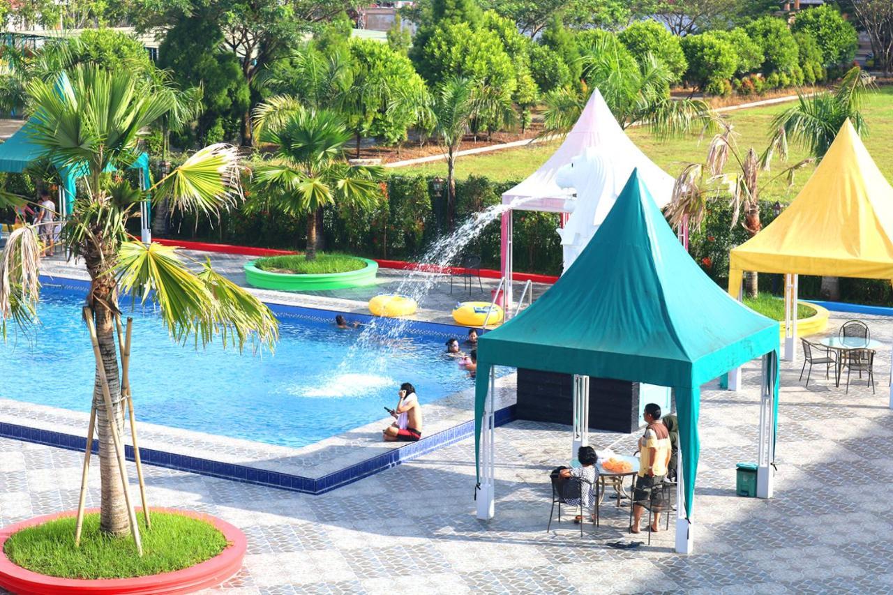 Sungaibalai Singapore City Hotel Batu Bara מראה חיצוני תמונה