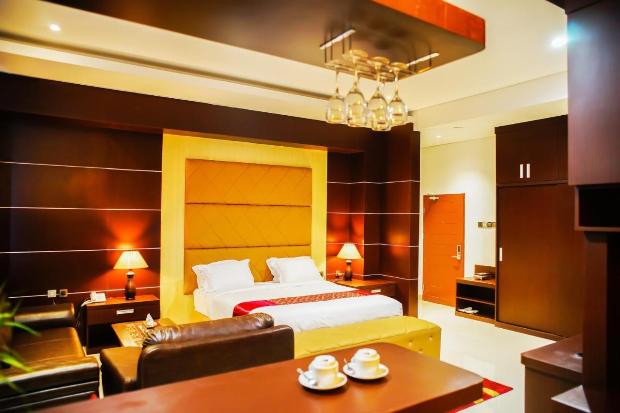Sungaibalai Singapore City Hotel Batu Bara מראה חיצוני תמונה